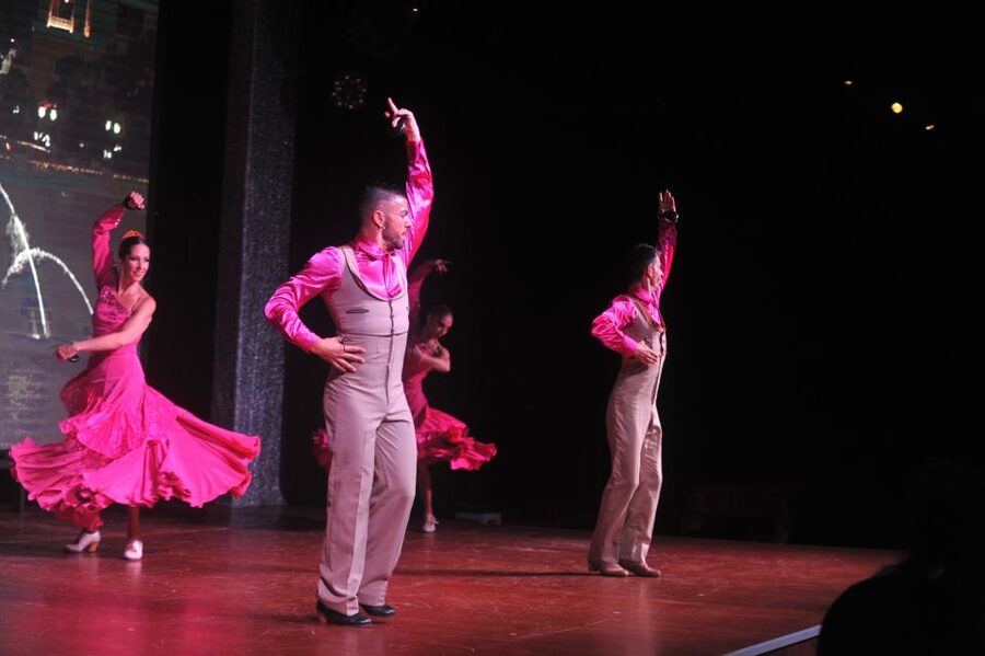 Tenerife: Flamenco Performance at Teatro Coliseo - Arrival, doors, and the confusing time issue