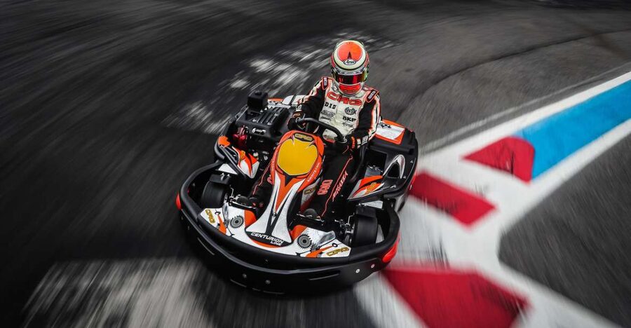 Tenerife: Go Karting Adventure - Choosing the right senior kart