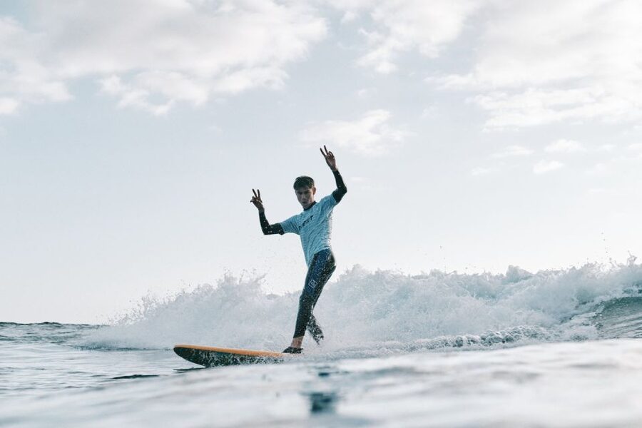 Tenerife: Group Surf Lesson catch your wave - How the instruction works in a group