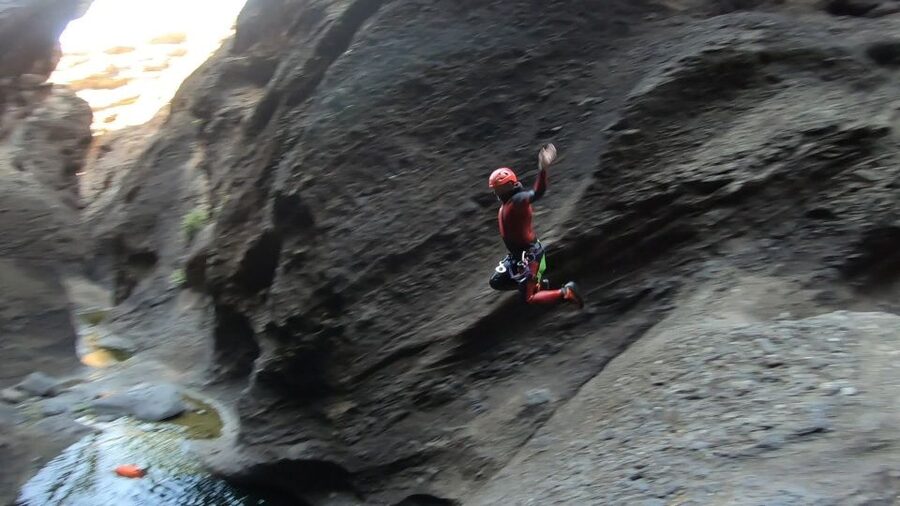 Tenerife: Guided Canyoning Experience - Rappelling down cliffs up to 17 meters