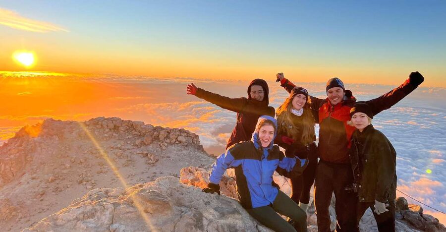 Tenerife: Guided Hike to the Peak of Mount Teide - Walking under the stars for a sunrise summit