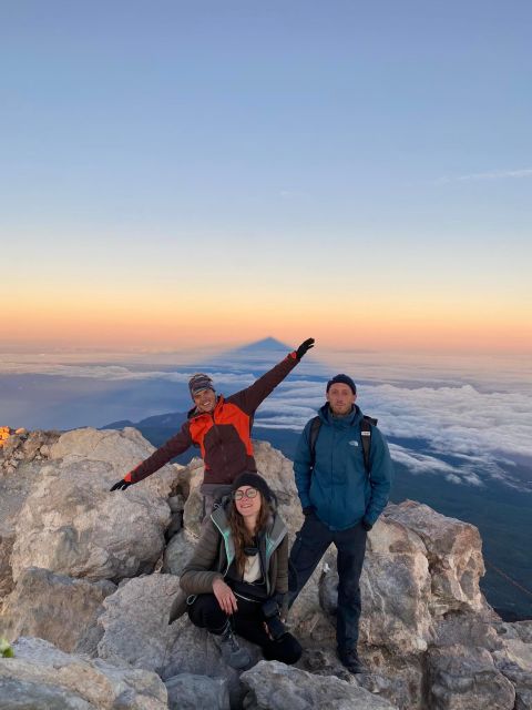 Tenerife: Guided Hike to the Peak of Mount Teide - Languages, group size, and cancellation terms
