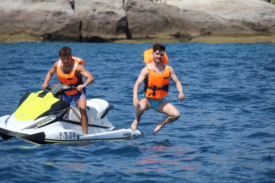 Tenerife: Jet Ski Guided Tour Discovery the Coastline - Who will enjoy this one-hour tour?