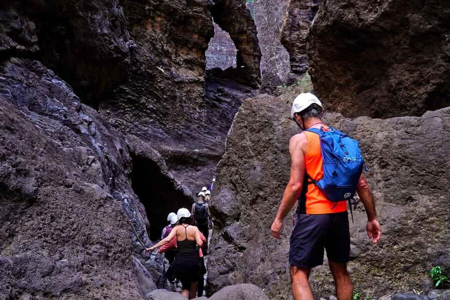 Tenerife : Masca ravine: Descent & boat trip - The boat ride under Los Gigantes