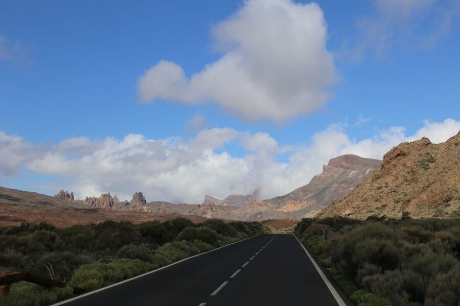 Tenerife: Mount Teide Quad Tour in Tenerife National Park - The climb toward Mount Teide