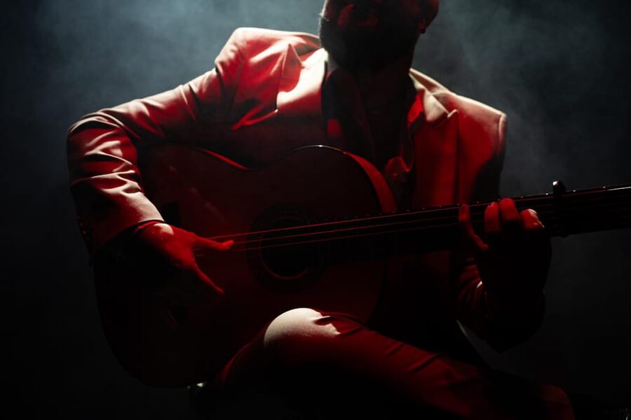 Tenerife : Olé Flamenco Show by Fran Chafino Ticket - What the 90-minute schedule feels like