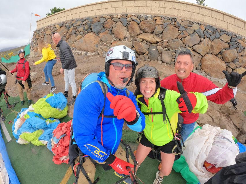 Tenerife: Paragliding with National Champion Paraglider - What the photos are really worth