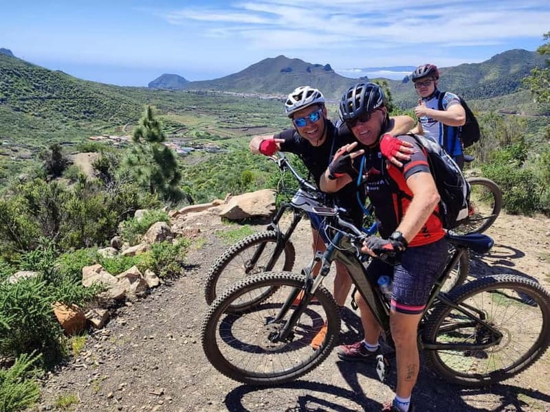 Tenerife: premium e-bike ride at Chineyro volcanic area - The chapels beside the 1909 lava flow