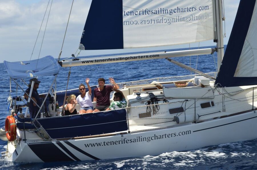 Tenerife: Private Sunset Charter with Drinks and Tapas - Should you book the Puerto Colón sunset cruise?