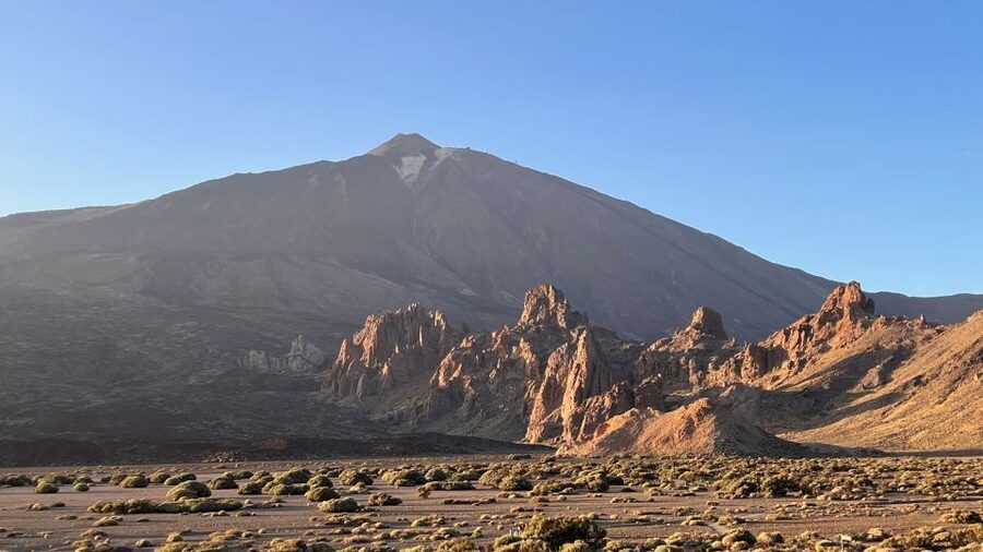 Tenerife: Private VIP Tour Teide National Park - The route home through Tenerife’s younger volcanoes