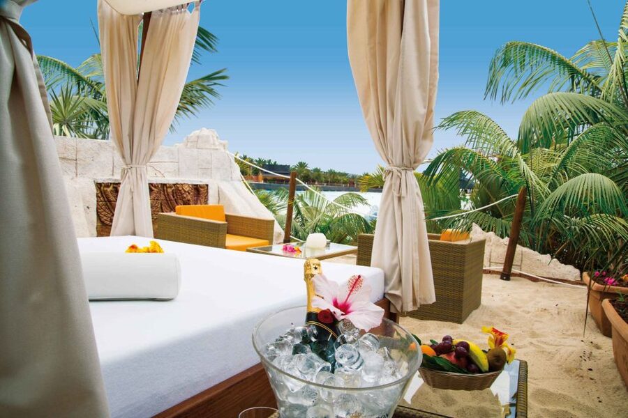 Tenerife: Siam Park Full-Day VIP Entry Ticket - Entering the park and getting settled