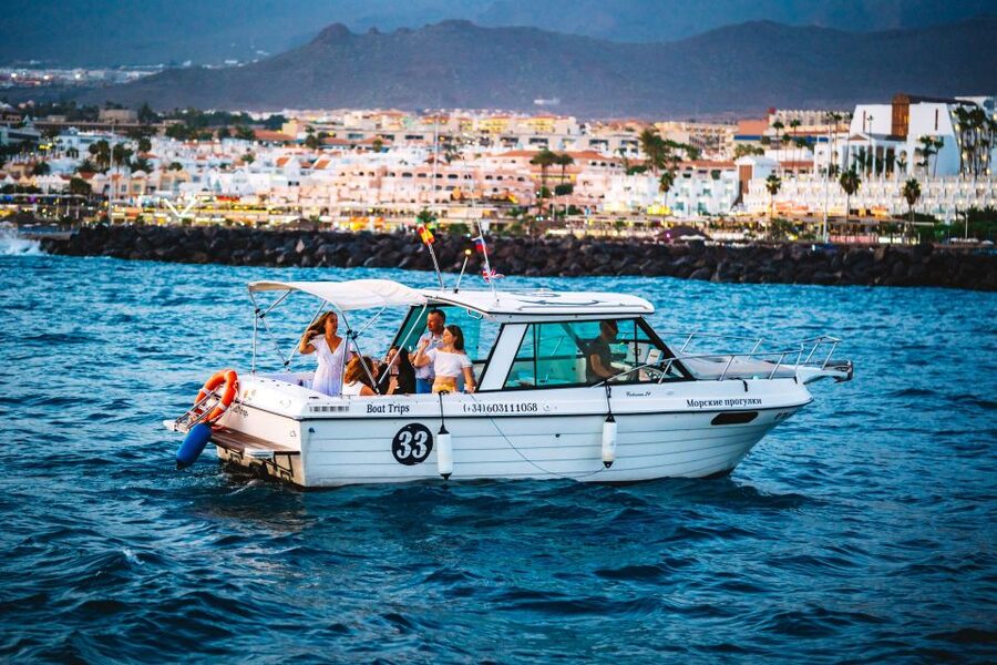 Tenerife South: Romantic Night Cruise - The ride toward La Caleta Bay