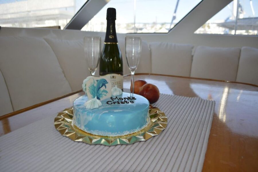 Tenerife: Sunset Catamaran Tour with Transfer, Buff & Drinks - Key points to know before you book