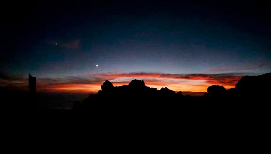 Tenerife: Sunset Night Tour and Stargazing at Teide + Dinner - What to wear for Teide at night