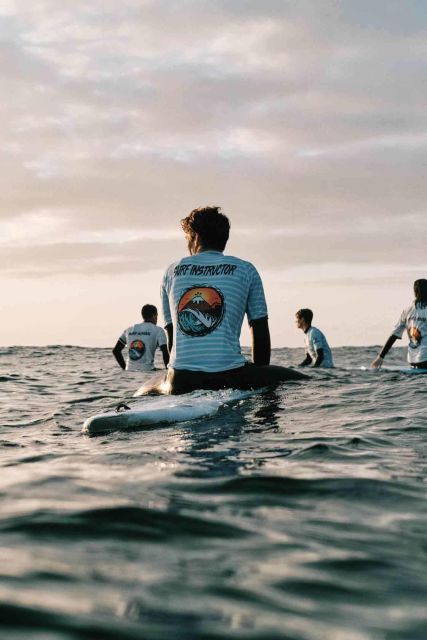 Tenerife: Surfboard and Surf equipment Rental - Lockers, Bathroom, and Beachside Practicalities