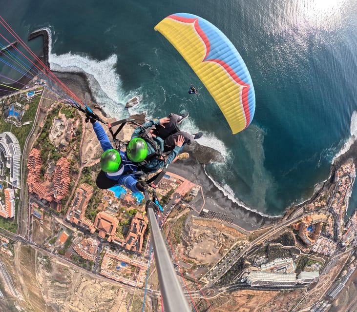 Tenerife: Tandem Paragliding in Adeje with hotel transfer - The landing near La Caleta
