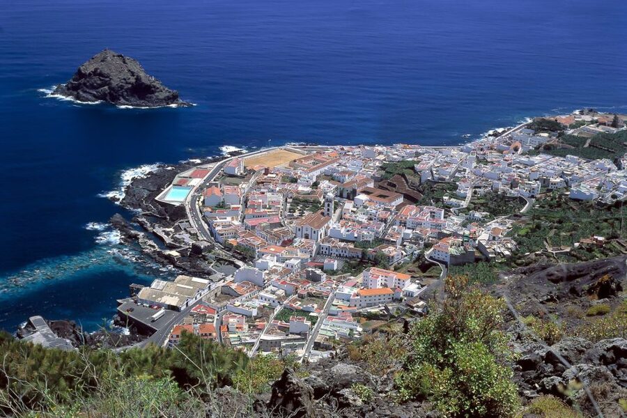 Tenerife: Teide National Park Full-Day Tour with Pickup - The mountain road to Masca