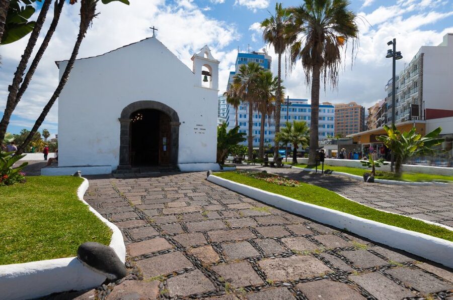 Tenerife: Trip to Puerto de la Cruz - Lago Martiánez and the César Manrique connection