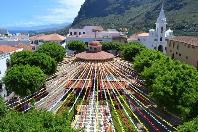 VIP Grand Tour Isla de Tenerife from South Tenerife - The guide and the value of live commentary